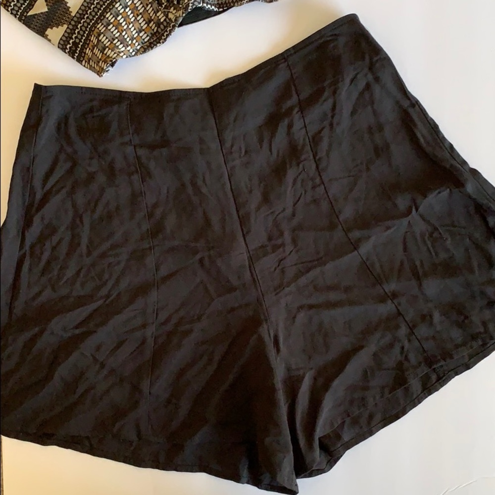 Black shorts with zipper backside closure